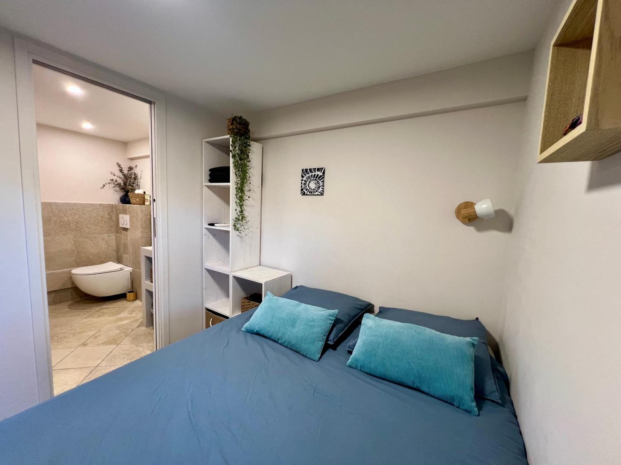 Studio With Private Car Park And Air Con Valbonne Luaran gambar