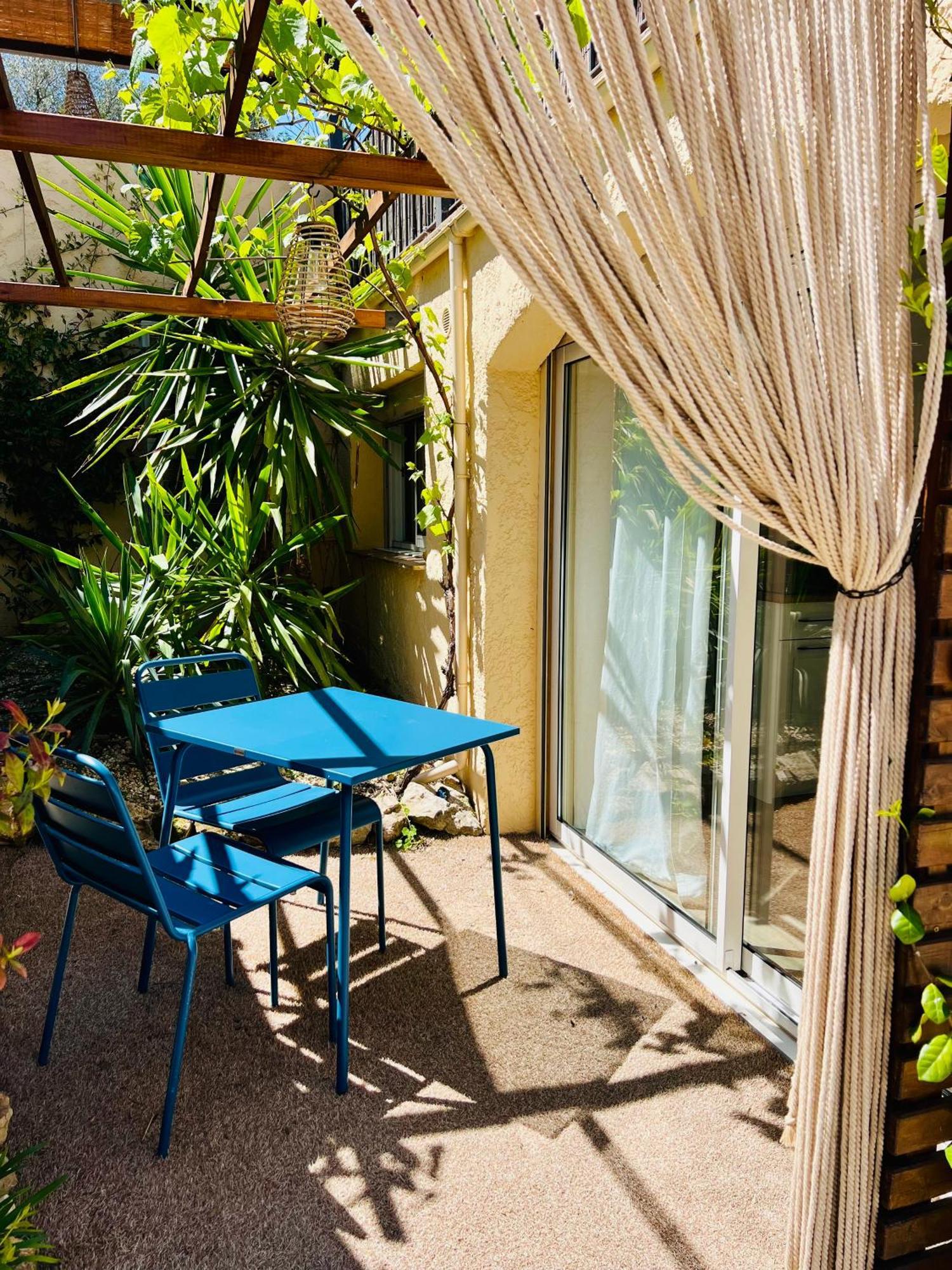 Studio With Private Car Park And Air Con Valbonne Luaran gambar